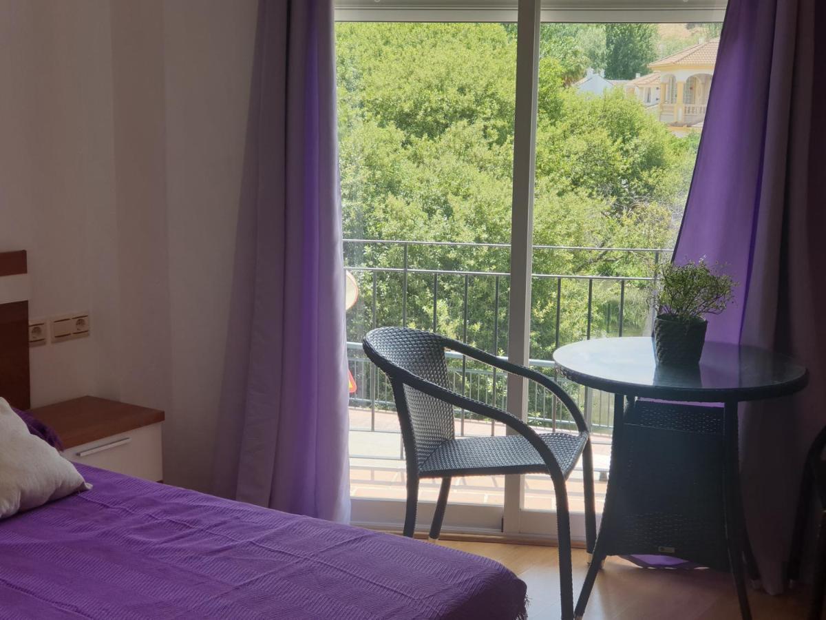 Apartamento En Cuevas Del Becerro Kültér fotó