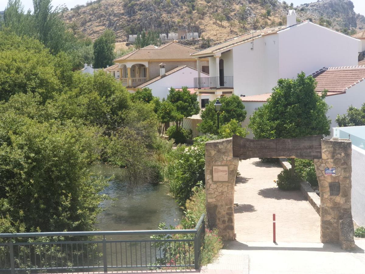Apartamento En Cuevas Del Becerro Kültér fotó